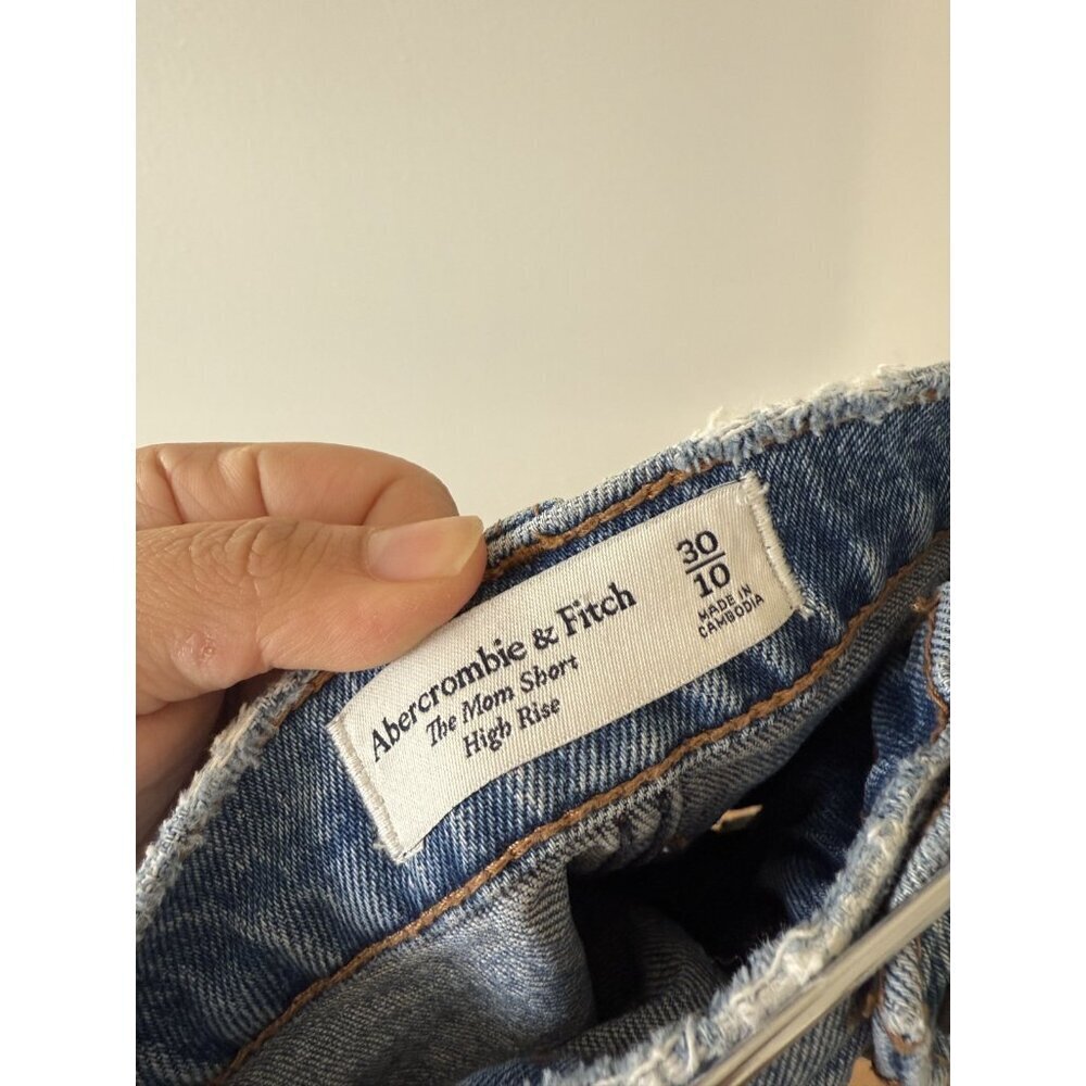 Abercrombie & Fitch The Mom Short High Rise Distress Blue Denim Cut Off 30/10 - Picture 7 of 8